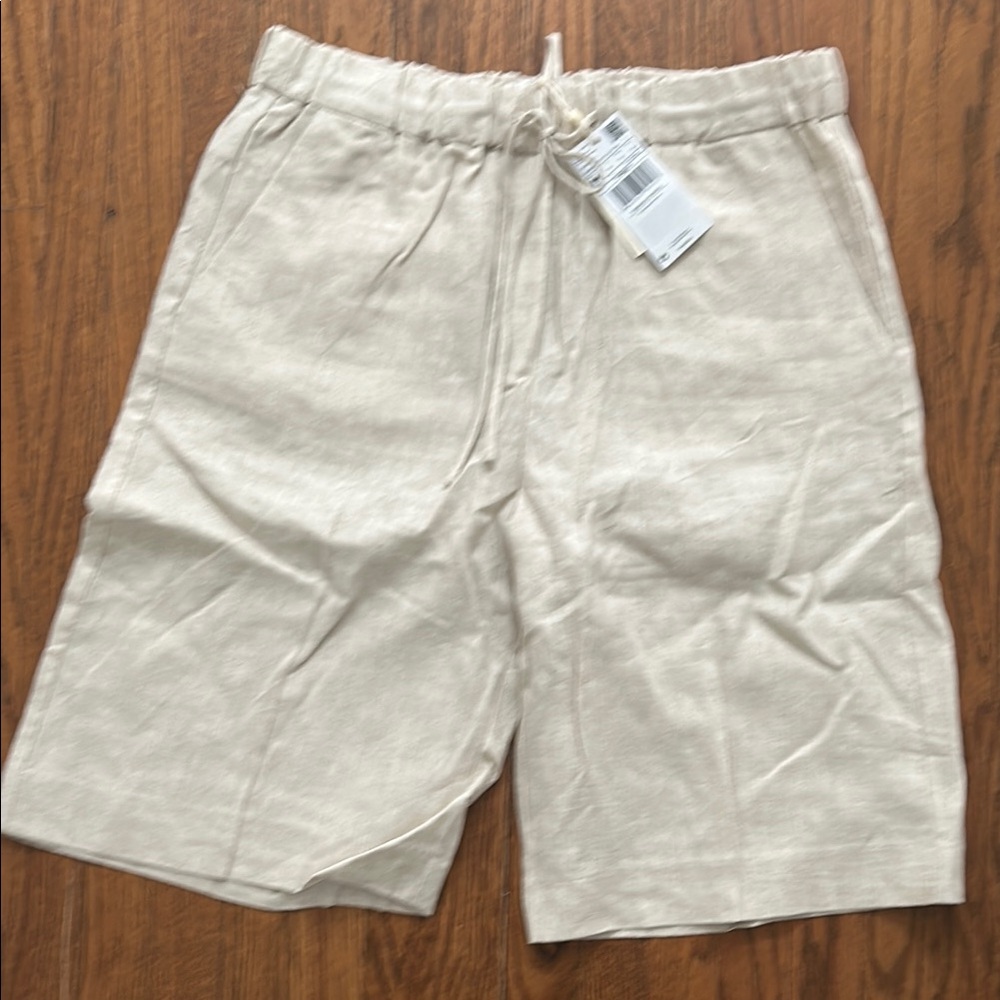 Mango Cream 100% Linen Shorts - M